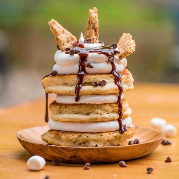 Mallow Stuffed Pancakes | Rich's Canada