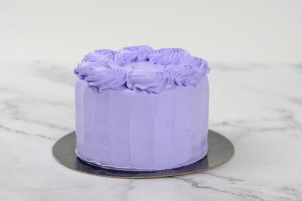 lilac vintage cake